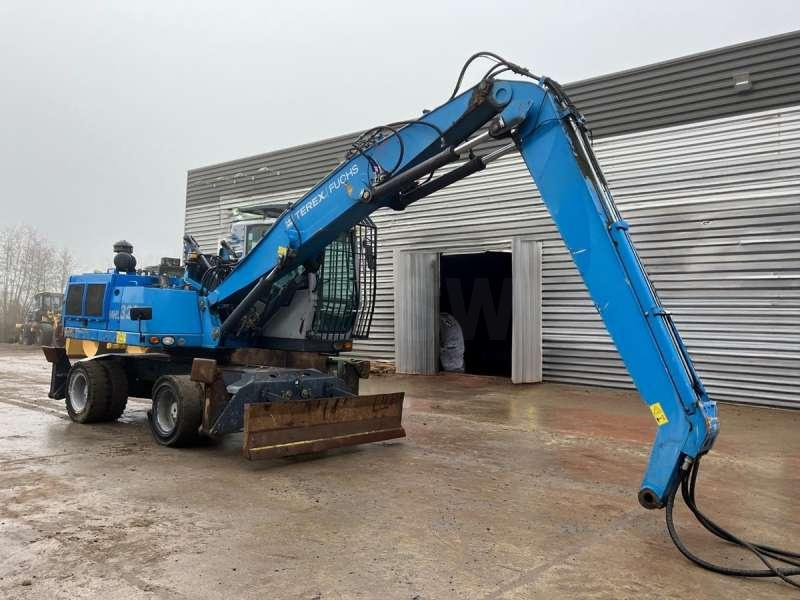 Fuchs MHL 320 - Umschlagbagger: das Bild 2 Fuchs MHL 320 - Umschlagbagger: das Bild 2