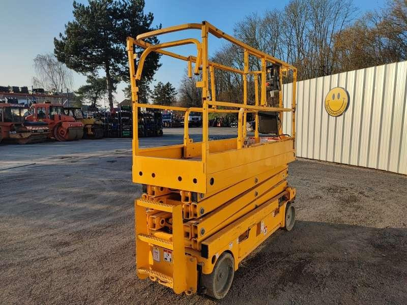 Haulotte CISEAUX COMPACT 10N - Teleskopmastbühne: das Bild 3 Haulotte CISEAUX COMPACT 10N - Teleskopmastbühne: das Bild 3