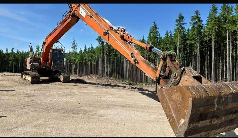 Hitachi ZX210LC-3 - Umschlagbagger: das Bild 4 Hitachi ZX210LC-3 - Umschlagbagger: das Bild 4