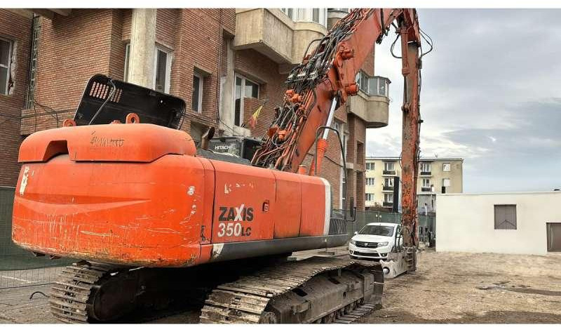 Hitachi ZX350LC-3 - Abrissbagger: das Bild 5 Hitachi ZX350LC-3 - Abrissbagger: das Bild 5