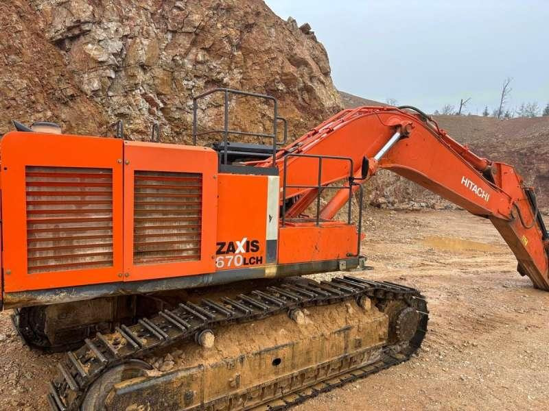 Hitachi ZX670LCH-3 - Kettenbagger: das Bild 3 Hitachi ZX670LCH-3 - Kettenbagger: das Bild 3