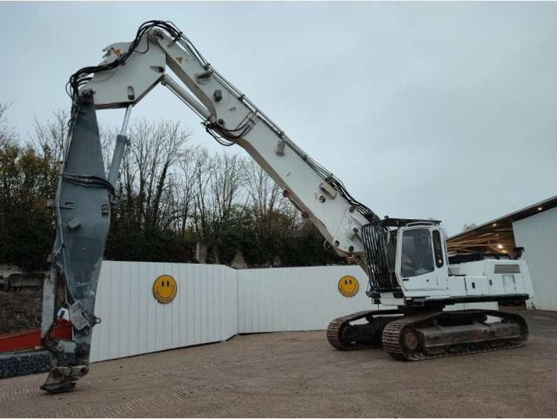 Liebherr R944B HDSL - Abrissbagger: das Bild 1 Liebherr R944B HDSL - Abrissbagger: das Bild 1