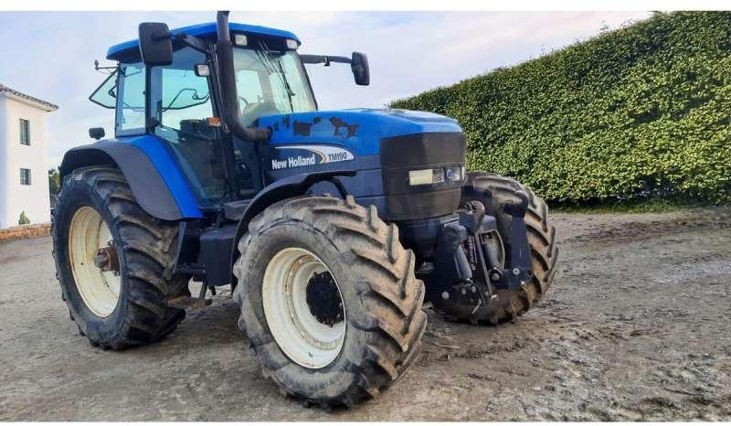 New Holland TM190 - Traktor: das Bild 2 New Holland TM190 - Traktor: das Bild 2