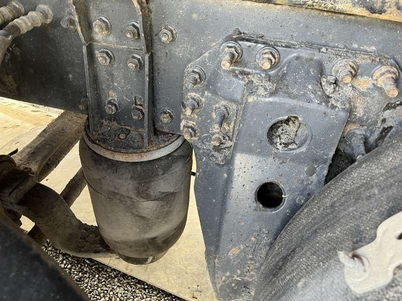 Abrollkipper Renault PREMIUM 370-26 AVEC BOUILLE ACMAR: das Bild 38 Abrollkipper Renault PREMIUM 370-26 AVEC BOUILLE ACMAR: das Bild 38