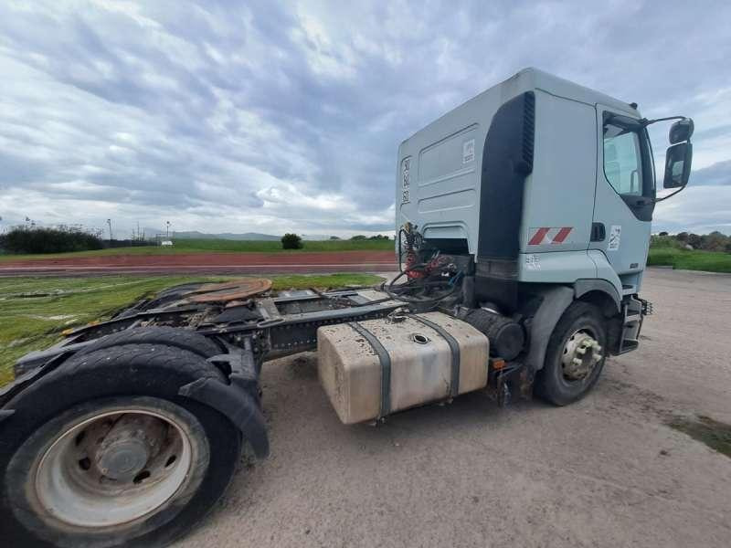 Renault PREMIUM 420.19 DCI 4X2 - Sattelzugmaschine: das Bild 2 Renault PREMIUM 420.19 DCI 4X2 - Sattelzugmaschine: das Bild 2