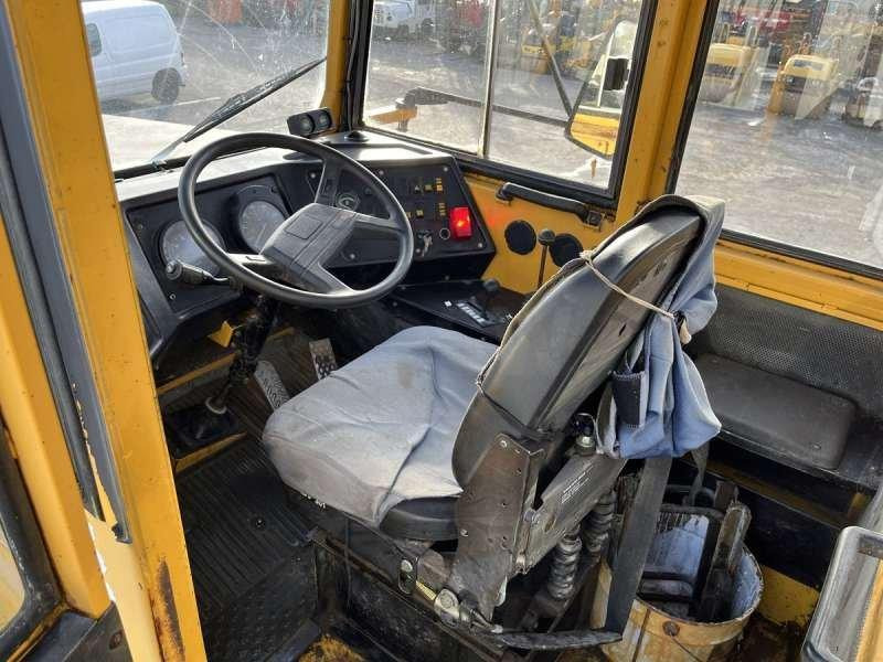 Knickgelenkter Dumper Volvo A35 6X6: das Bild 31