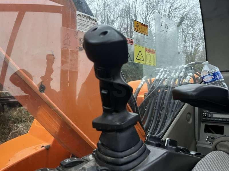 Mobilbagger Volvo EW140D: das Bild 37