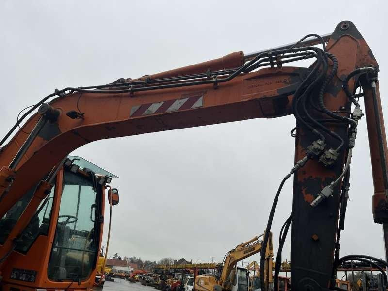 Mobilbagger Volvo EW140D: das Bild 8