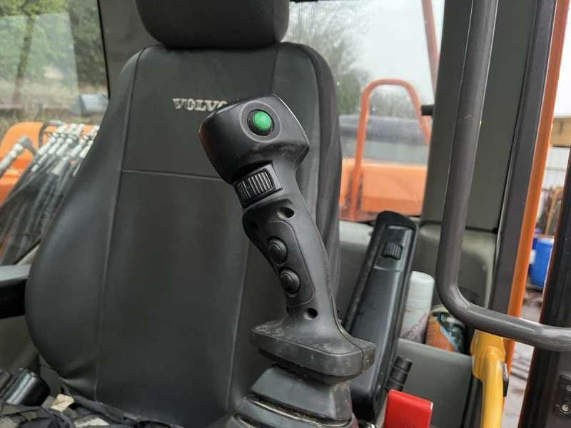 Mobilbagger Volvo EW140D: das Bild 36