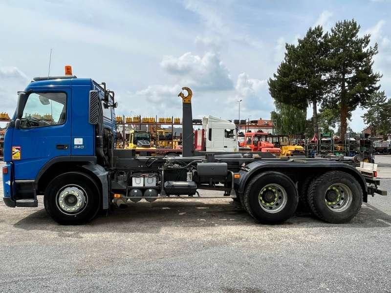 Volvo FM12 - 340 - Abrollkipper: das Bild 4 Volvo FM12 - 340 - Abrollkipper: das Bild 4