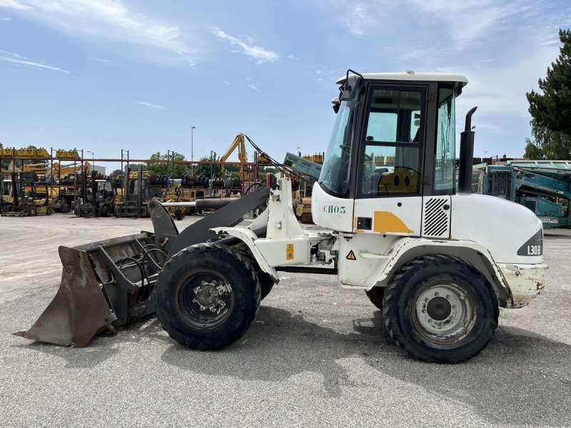 Volvo L30B-Z/X - Hoflader: das Bild 4 Volvo L30B-Z/X - Hoflader: das Bild 4