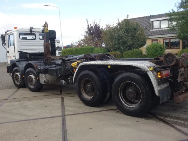 MAN 35-364 chassis cabine manual diesel pomp 6 cil 8x4 - Fahrgestell LKW: das Bild 2 MAN 35-364 chassis cabine manual diesel pomp 6 cil 8x4 - Fahrgestell LKW: das Bild 2