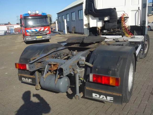 Sattelzugmaschine DAF CF 410: das Bild 8