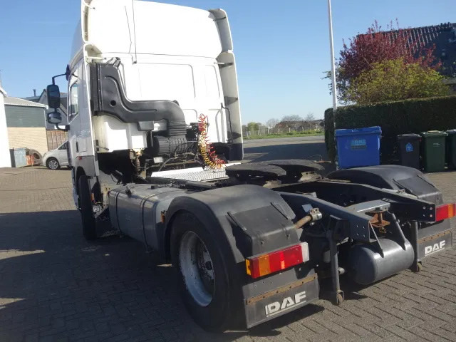 Sattelzugmaschine DAF CF 410: das Bild 10