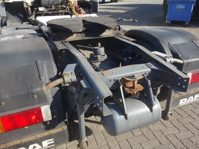 Sattelzugmaschine DAF CF 410: das Bild 9