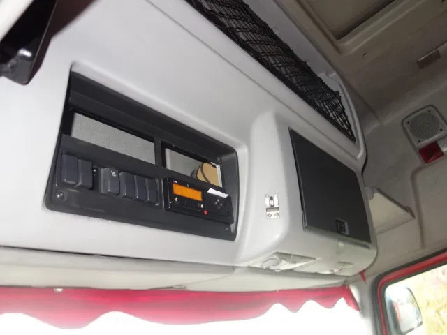 Sattelzugmaschine Renault Premium 440 MANUAL GEARBOX,AIRCO: das Bild 8 Sattelzugmaschine Renault Premium 440 MANUAL GEARBOX,AIRCO: das Bild 8