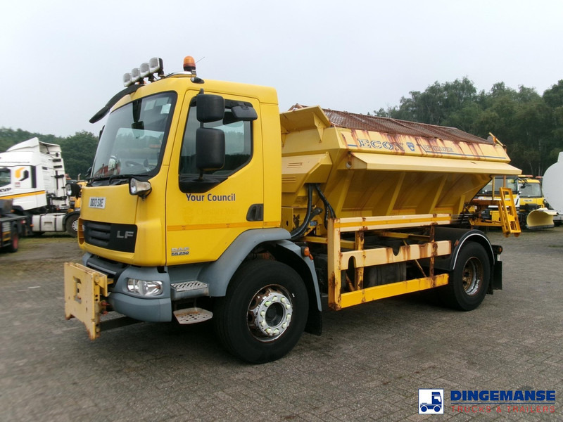 DAF LF 55.250 4X2 RHD gritter - Schneeräumfahrzeug: das Bild 1 DAF LF 55.250 4X2 RHD gritter - Schneeräumfahrzeug: das Bild 1