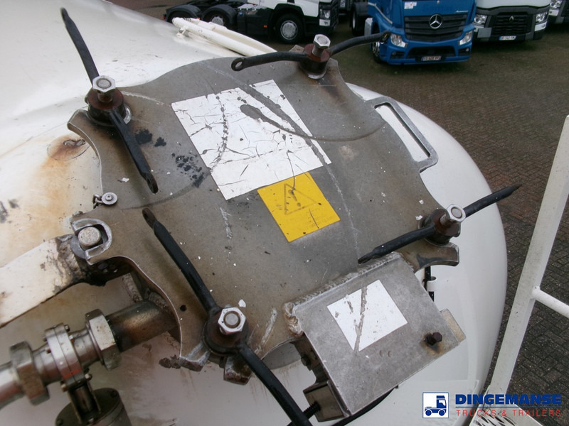 Feldbinder Powder tank alu 41 m3 (tipping) - Tankauflieger: das Bild 5 Feldbinder Powder tank alu 41 m3 (tipping) - Tankauflieger: das Bild 5