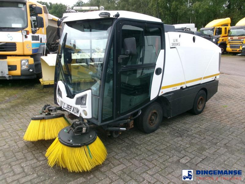 Johnston C202 compact street sweeper - Kehrmaschine: das Bild 1 Johnston C202 compact street sweeper - Kehrmaschine: das Bild 1