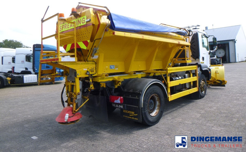 MAN TGM 18.290 4X4 RHD gritter / snow plough - Schneeräumfahrzeug: das Bild 4 MAN TGM 18.290 4X4 RHD gritter / snow plough - Schneeräumfahrzeug: das Bild 4