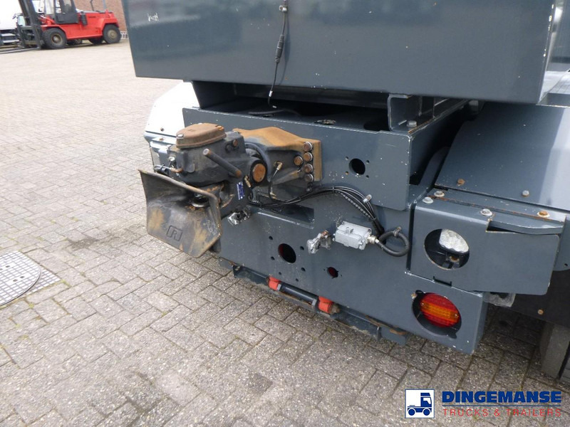 MOL RM 255 4X4 terminal drawbar tractor 150 ton - Terminaltraktor: das Bild 5 MOL RM 255 4X4 terminal drawbar tractor 150 ton - Terminaltraktor: das Bild 5