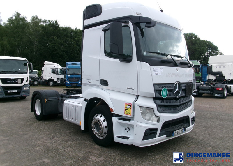 Mercedes-Benz Actros 1843 4x2 ADR Euro 6 + PTO - Sattelzugmaschine: das Bild 2 Mercedes-Benz Actros 1843 4x2 ADR Euro 6 + PTO - Sattelzugmaschine: das Bild 2