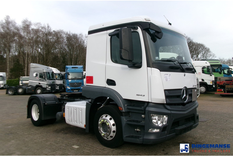 Mercedes-Benz Actros 1843 4x2 Euro 6 / ADR + PTO - Sattelzugmaschine: das Bild 2 Mercedes-Benz Actros 1843 4x2 Euro 6 / ADR + PTO - Sattelzugmaschine: das Bild 2