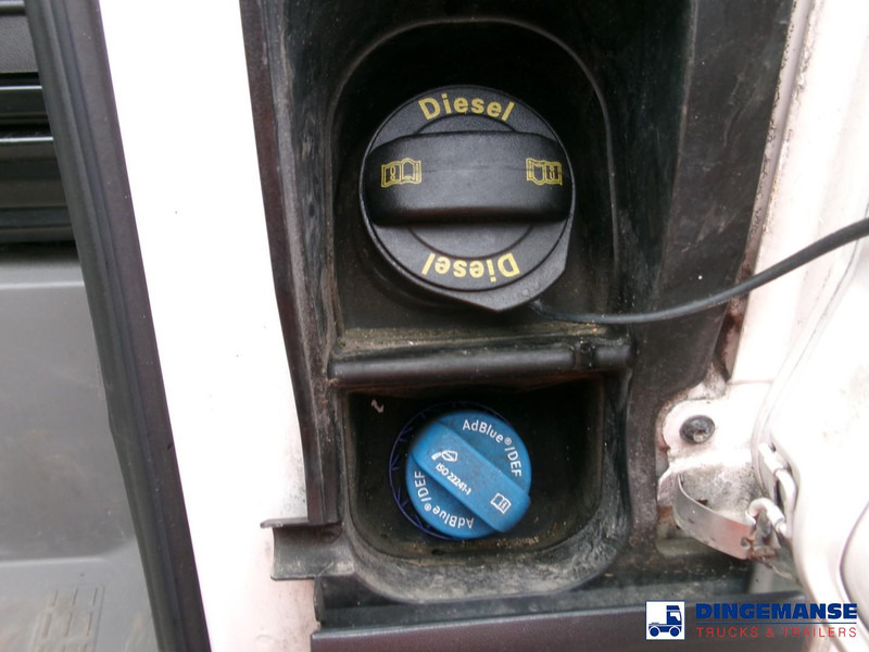 Volkswagen Crafter 4x2 curtain side van Euro 6 - Planen Transporter: das Bild 5 Volkswagen Crafter 4x2 curtain side van Euro 6 - Planen Transporter: das Bild 5