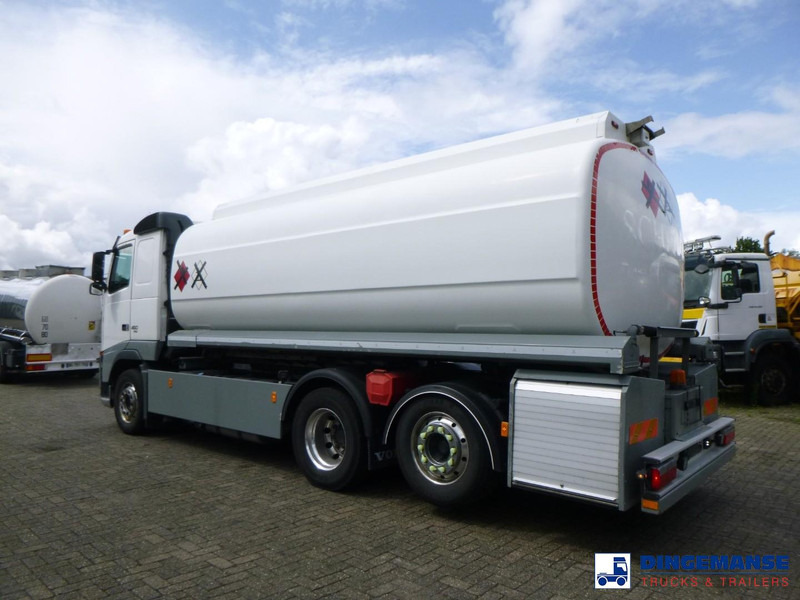 Volvo FH 460 6x2 fuel tank 23.6 m3 / 4 comp - Tankwagen: das Bild 4 Volvo FH 460 6x2 fuel tank 23.6 m3 / 4 comp - Tankwagen: das Bild 4