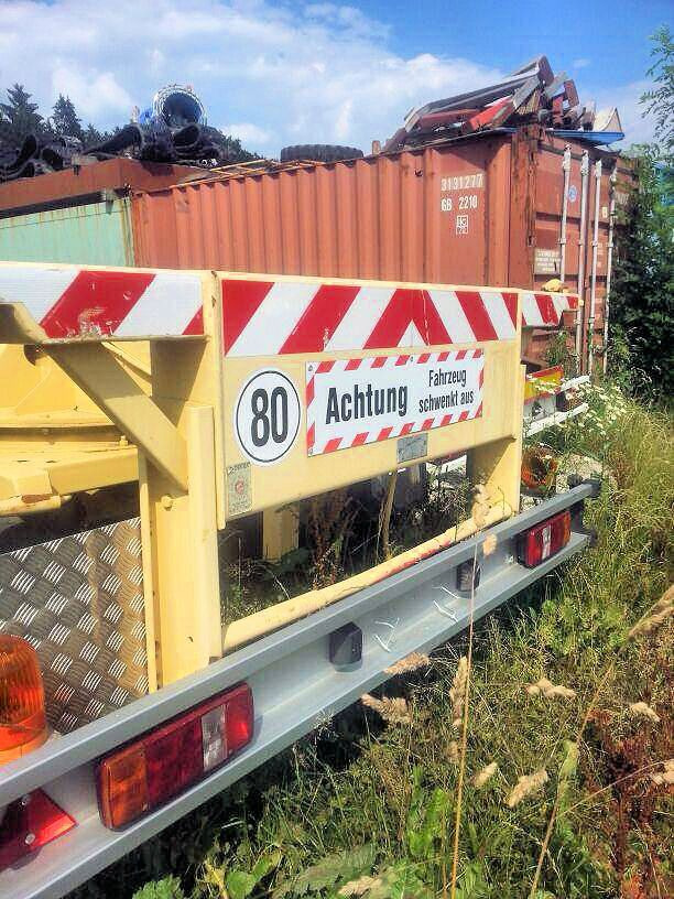 Goldhofer 3-Achs SPZ-DL3-38/80 Spezial 20,5meter + 3xLenk - Pritschenauflieger/ Plattformauflieger: das Bild 2 Goldhofer 3-Achs SPZ-DL3-38/80 Spezial 20,5meter + 3xLenk - Pritschenauflieger/ Plattformauflieger: das Bild 2