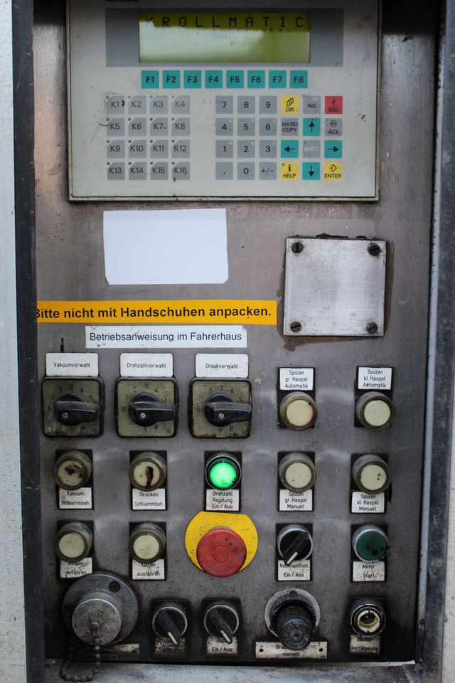 Saug-/ Spülfahrzeug Mercedes-Benz Actros 3335 6x4 Kroll 13m³ HD-Kombi ADR/GGVS V2A: das Bild 13