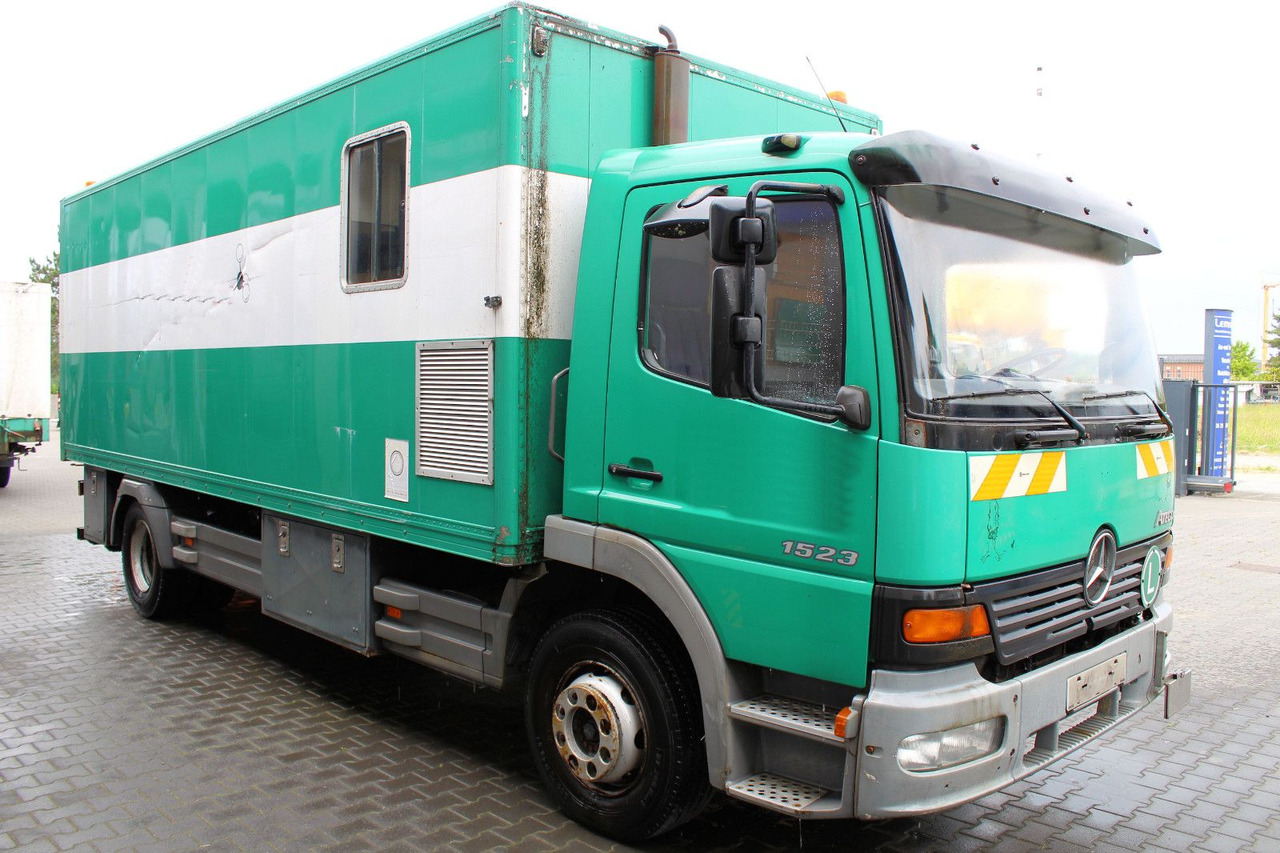 Mercedes-Benz Atego 1523 4x2 Koffer +AHK kein 1517 1518 1528 - Koffer LKW: das Bild 1 Mercedes-Benz Atego 1523 4x2 Koffer +AHK kein 1517 1518 1528 - Koffer LKW: das Bild 1
