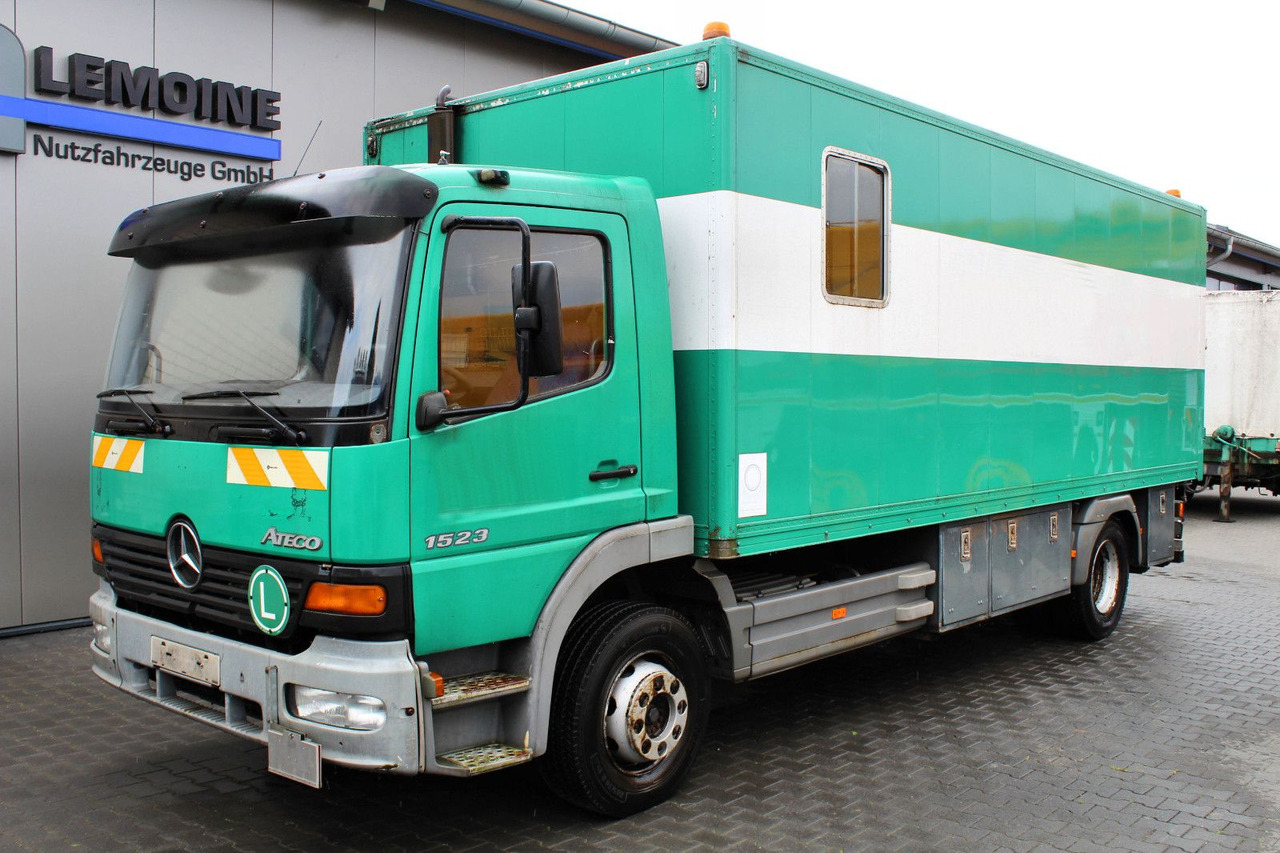 Mercedes-Benz Atego 1523 4x2 Koffer +AHK kein 1517 1518 1528 - Koffer LKW: das Bild 2 Mercedes-Benz Atego 1523 4x2 Koffer +AHK kein 1517 1518 1528 - Koffer LKW: das Bild 2
