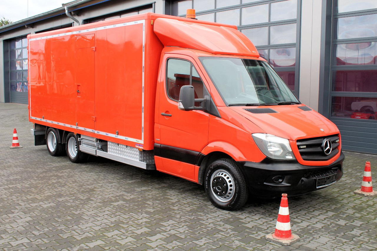 Mercedes-Benz Sprinter 719 V6 CDI 2m³HD-Spül+IBAK TV-Kanal 3D - Saug-/ Spülfahrzeug: das Bild 2 Mercedes-Benz Sprinter 719 V6 CDI 2m³HD-Spül+IBAK TV-Kanal 3D - Saug-/ Spülfahrzeug: das Bild 2
