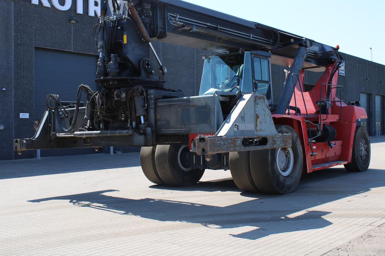 Kalmar DRF450-60S5 - Reach stacker: das Bild 2 Kalmar DRF450-60S5 - Reach stacker: das Bild 2