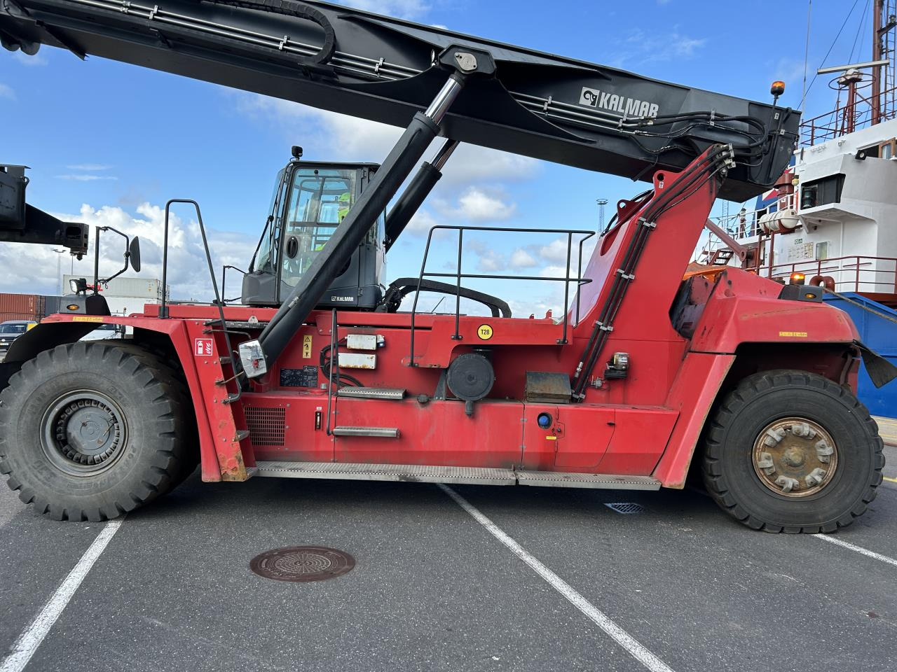 Kalmar DRG450-65S5 - Reach stacker: das Bild 1 Kalmar DRG450-65S5 - Reach stacker: das Bild 1
