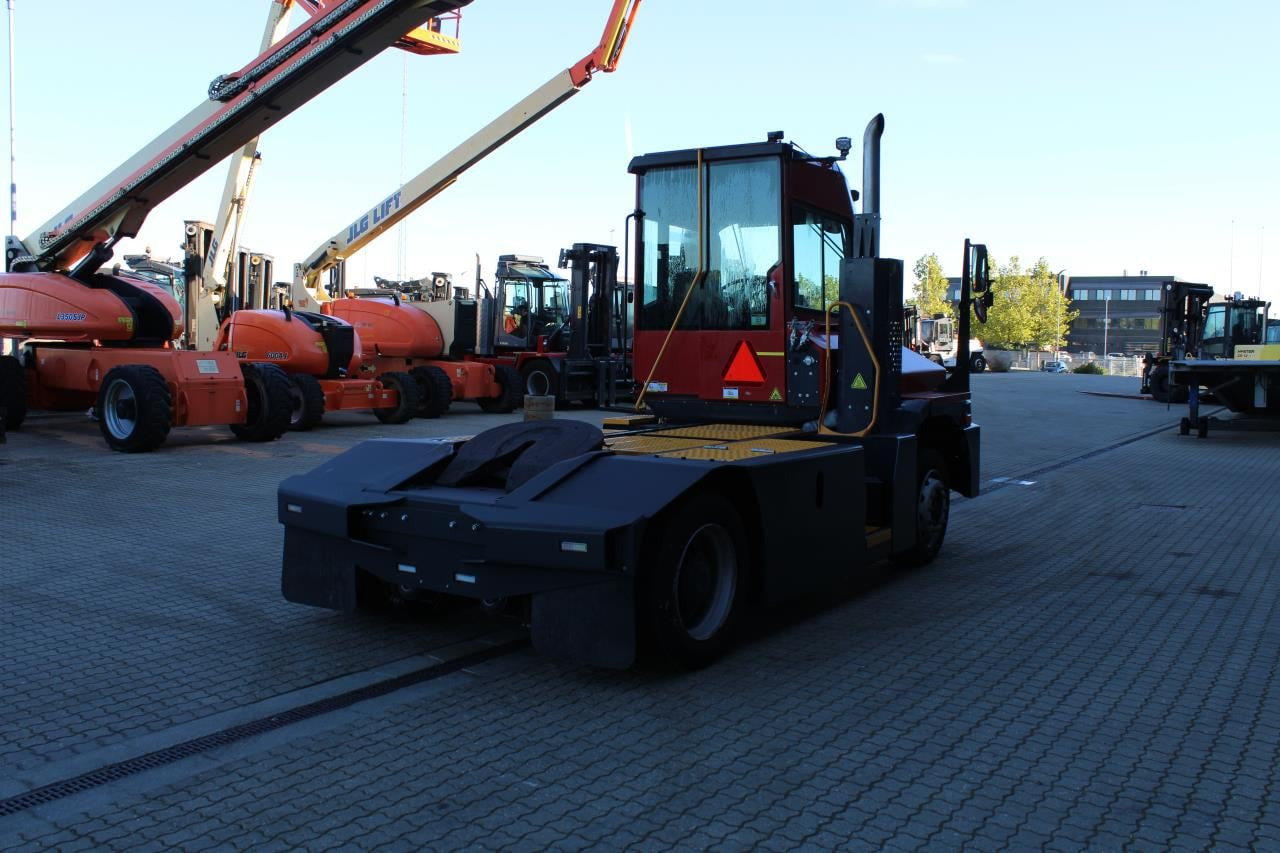 Kalmar T2I 4X2 - Terminaltraktor: das Bild 3 Kalmar T2I 4X2 - Terminaltraktor: das Bild 3