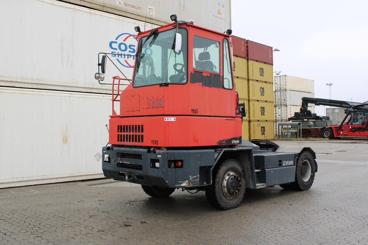 Kalmar TRX242 - Terminaltraktor: das Bild 2 Kalmar TRX242 - Terminaltraktor: das Bild 2