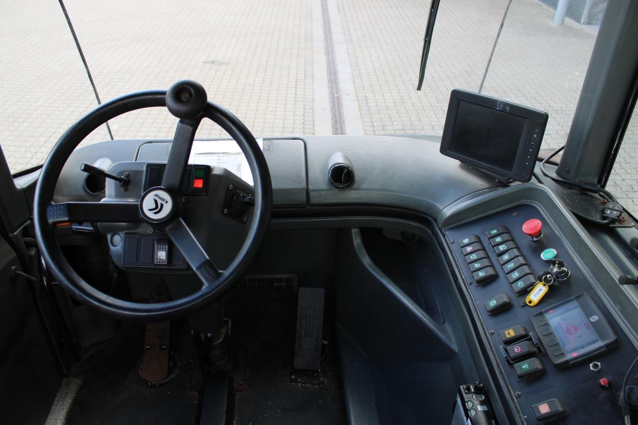 Kalmar TT618I - Terminaltraktor: das Bild 4 Kalmar TT618I - Terminaltraktor: das Bild 4
