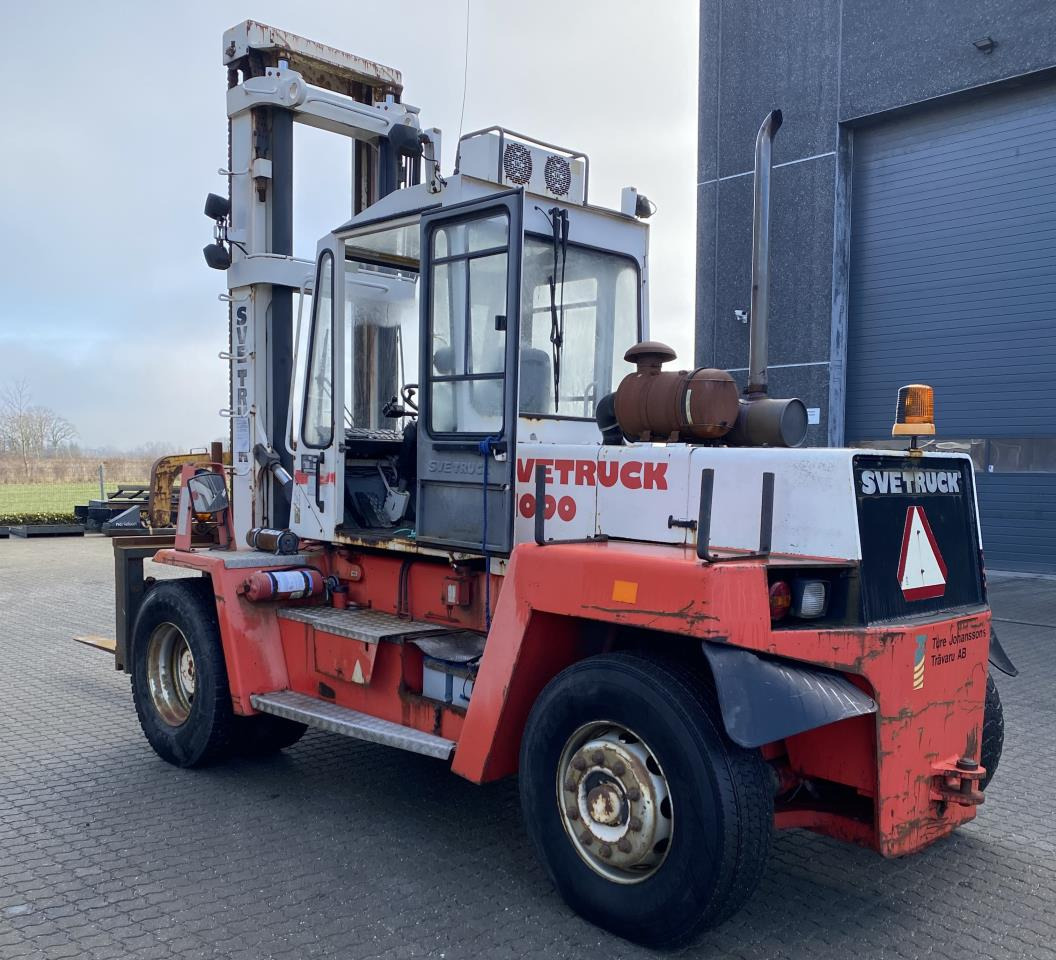 SveTruck 10-900 - Gabelstapler: das Bild 1 SveTruck 10-900 - Gabelstapler: das Bild 1