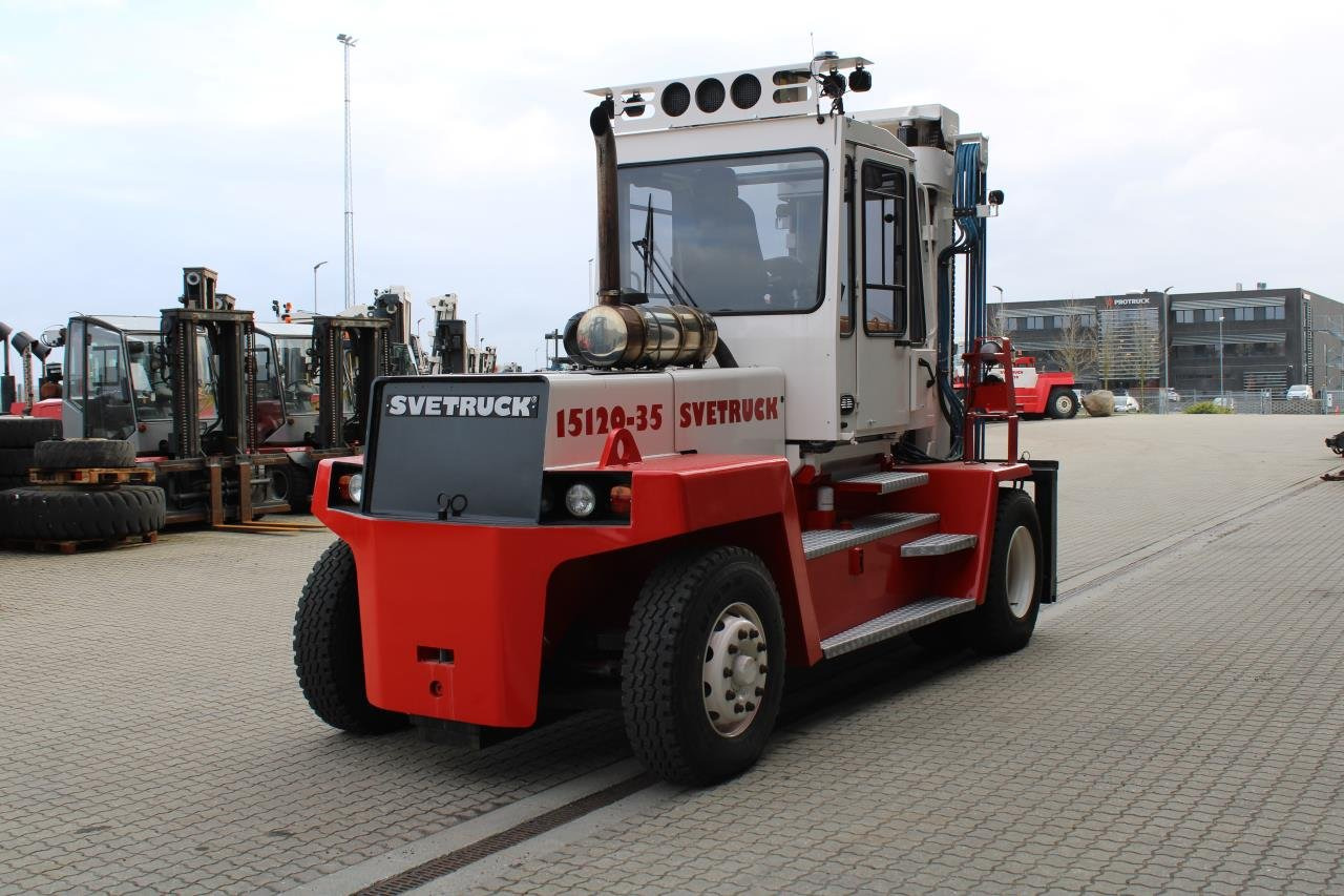 SveTruck 15120-35 - Dieselstapler: das Bild 3 SveTruck 15120-35 - Dieselstapler: das Bild 3