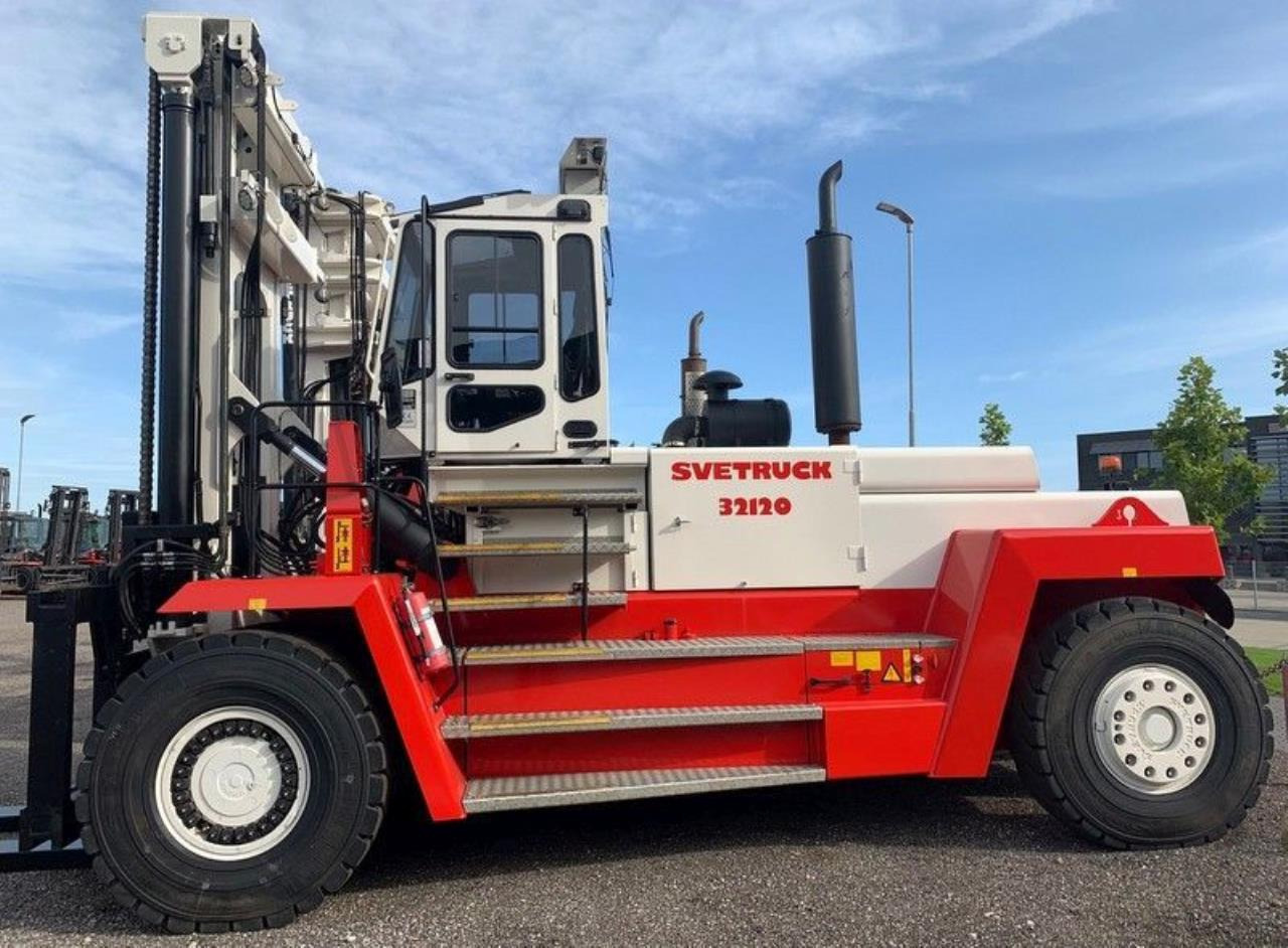 SveTruck 32120-50 - Dieselstapler: das Bild 1 SveTruck 32120-50 - Dieselstapler: das Bild 1