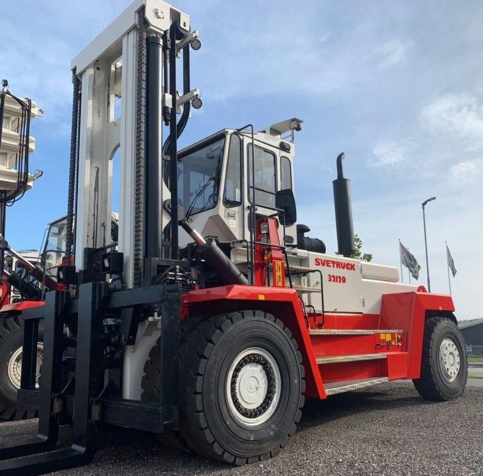 SveTruck 32120-50 - Dieselstapler: das Bild 2 SveTruck 32120-50 - Dieselstapler: das Bild 2