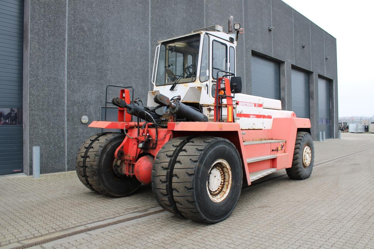 SveTruck 35120-50 - Dieselstapler: das Bild 2 SveTruck 35120-50 - Dieselstapler: das Bild 2