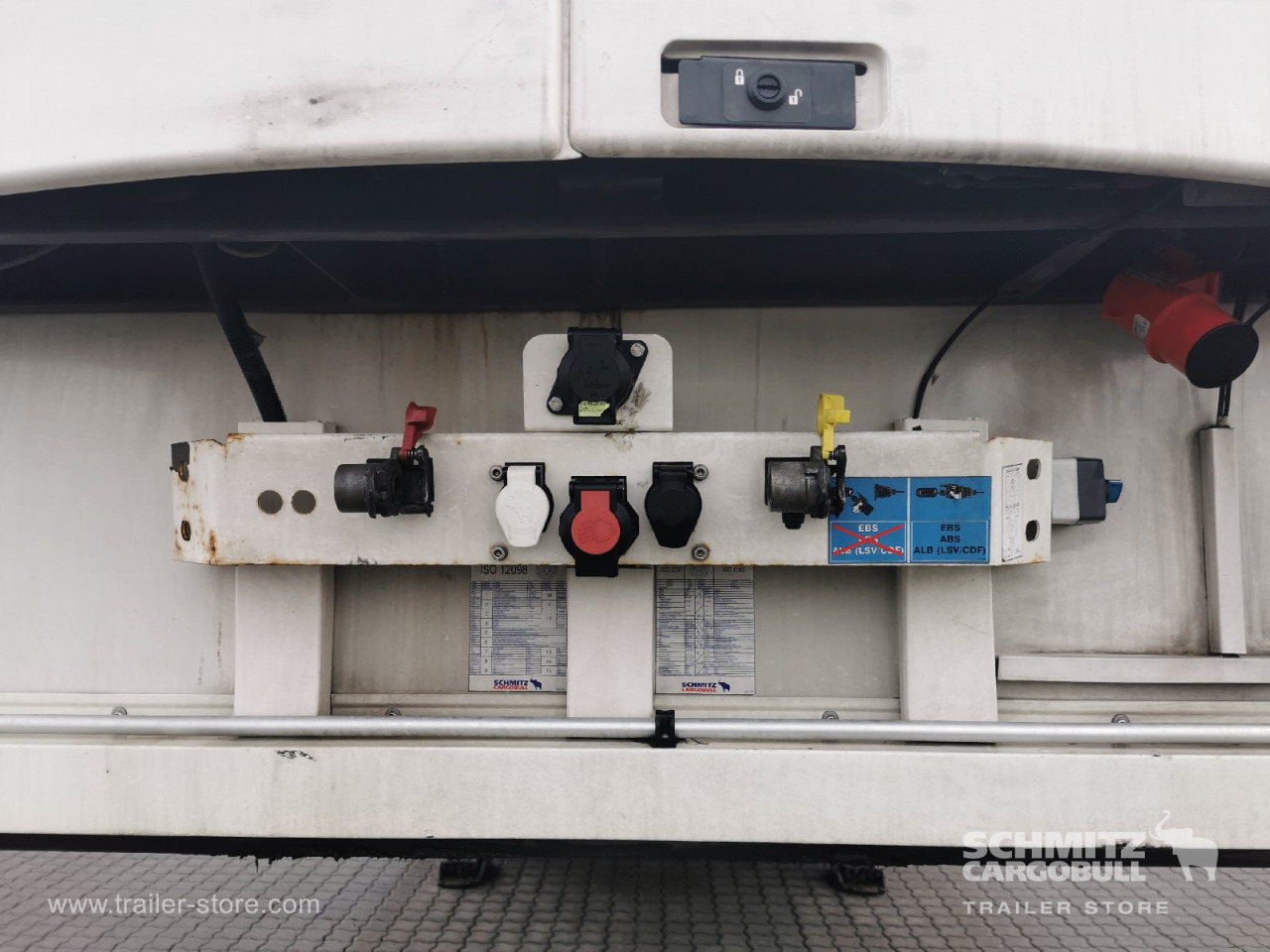 SCHMITZ Auflieger Tiefkühler Standard Double deck - Isotherm Auflieger: das Bild 4 SCHMITZ Auflieger Tiefkühler Standard Double deck - Isotherm Auflieger: das Bild 4