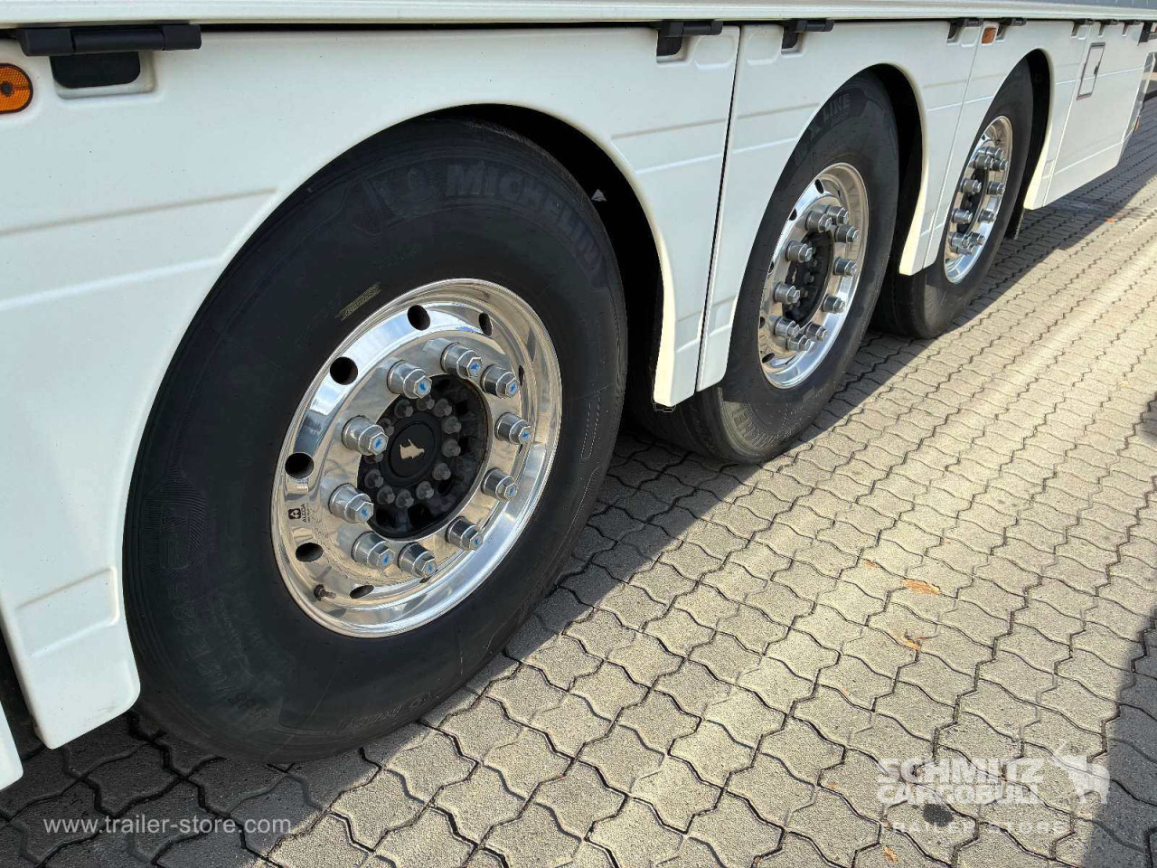 SCHMITZ Auflieger Tiefkühler Standard Double deck - Isotherm Auflieger: das Bild 2 SCHMITZ Auflieger Tiefkühler Standard Double deck - Isotherm Auflieger: das Bild 2