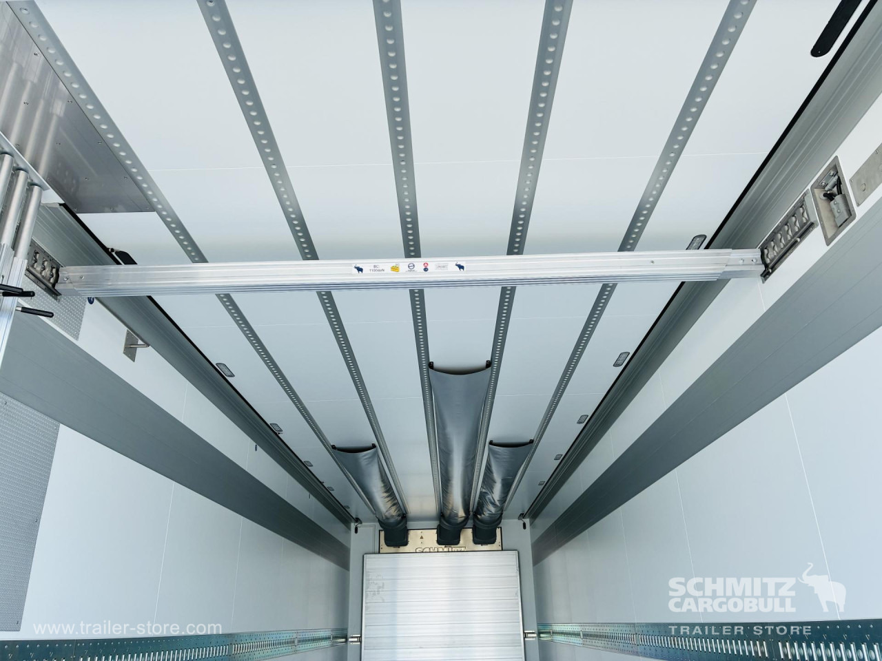 SCHMITZ Auflieger Tiefkühler Standard Taillift - Isotherm Auflieger: das Bild 4 SCHMITZ Auflieger Tiefkühler Standard Taillift - Isotherm Auflieger: das Bild 4