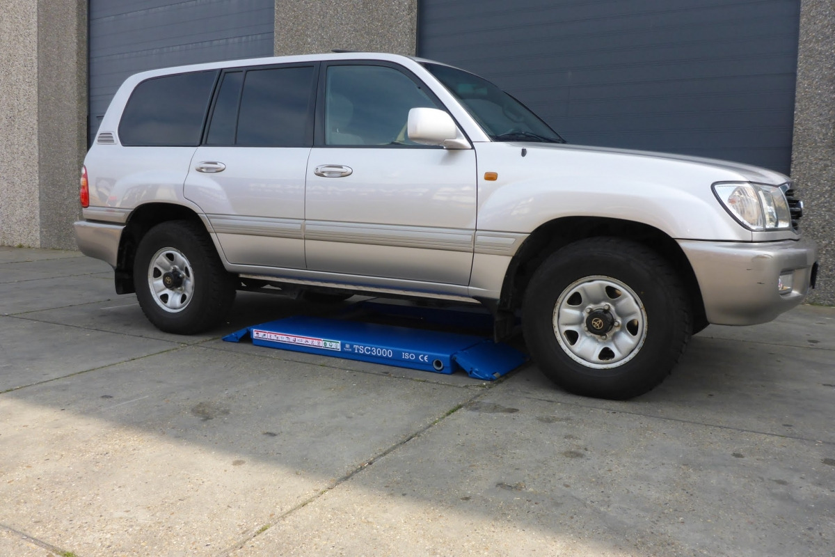 TSC3000E mobile car scissor lift with electrical release - 230V - Werkstattgerät: das Bild 4 TSC3000E mobile car scissor lift with electrical release - 230V - Werkstattgerät: das Bild 4