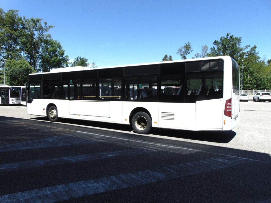 N.1 MERCEDES BENZ CITARO O530 LF – Anno 2009 - Linienbus: das Bild 4 N.1 MERCEDES BENZ CITARO O530 LF – Anno 2009 - Linienbus: das Bild 4
