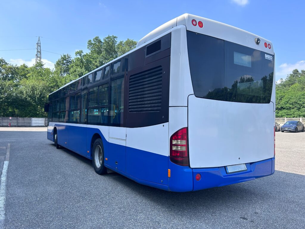N.1 MERCEDES BENZ CONECTO 12MT – Anno 2016 - Linienbus: das Bild 4 N.1 MERCEDES BENZ CONECTO 12MT – Anno 2016 - Linienbus: das Bild 4